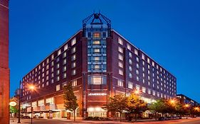 Le Meridien Boston Cambridge